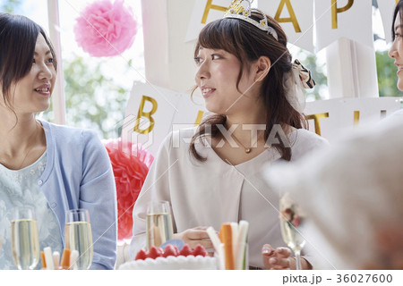 女子会 - バースデーパーティー - ライフスタイル 女子会 - バースデーパーティー - ライフスタイル 36027600