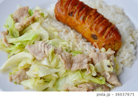 stir fried cabbage and Thai pork sausage on rice 36037675