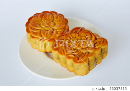 moon cake Chinese tradition dessert in festival moon cake Chinese tradition dessert in festival 36037813
