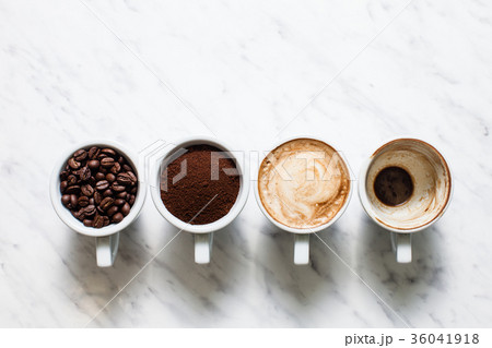 Stages of preparing cappuccino  36041918