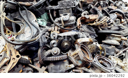 Old machine parts, spare parts, replacement parts 36042292