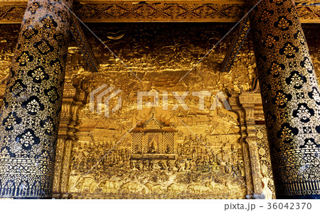 Wat Mai Suwannaphumaham Luang Phabang Laos 36042370