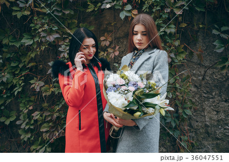 Girls with flowers 36047551