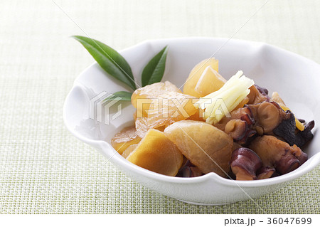 タコと大根の煮物4 タコと大根の煮物4 36047699