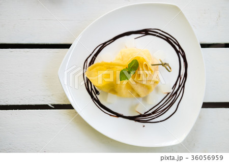 Crape Icecream 36056959