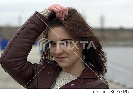 Portrait of a young beautiful girl Portrait of a young beautiful girl 36057697