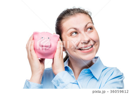 The brunette smiles, dreams The brunette smiles, dreams 36059612