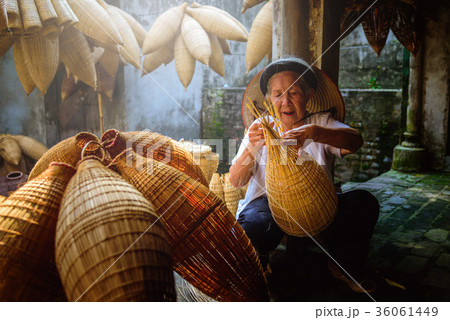 Vietnamese fishermen are doing basketry Vietnamese fishermen are doing basketry 36061449