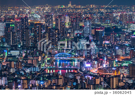 東京・タワーマンション夜景 36062045