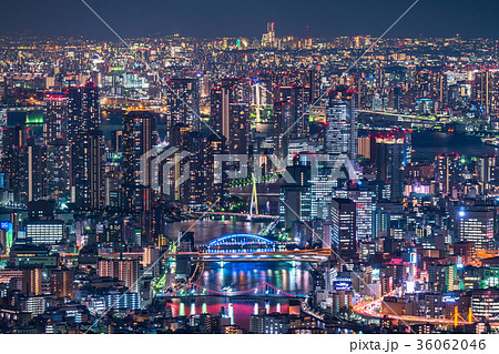 東京・タワーマンション夜景 36062046