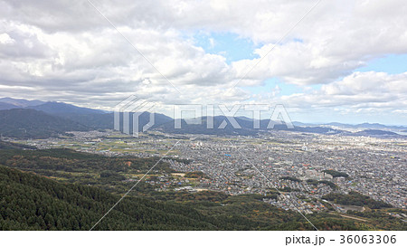 空撮　曇りの福岡県福岡市（2017年11月撮影）  片江展望所上空より 36063306