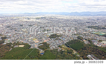 空撮　曇りの福岡県福岡市（2017年11月撮影）  片江展望所上空より 36063309