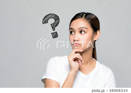 疑問を持つ女性 36066334