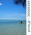 海とカヌー 36066489