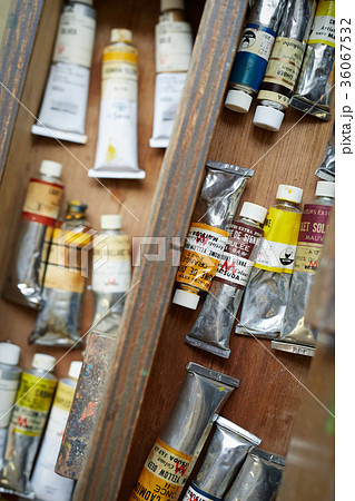 画材　絵の具 36067532