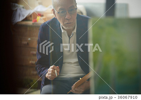 美術系　シニア 36067910