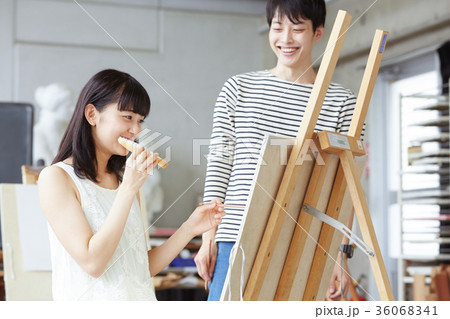 学生仲間　美術系 36068341