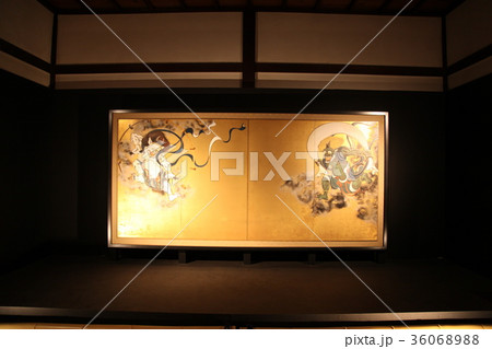 建仁寺 風神雷神図 正面 建仁寺 風神雷神図 正面 36068988