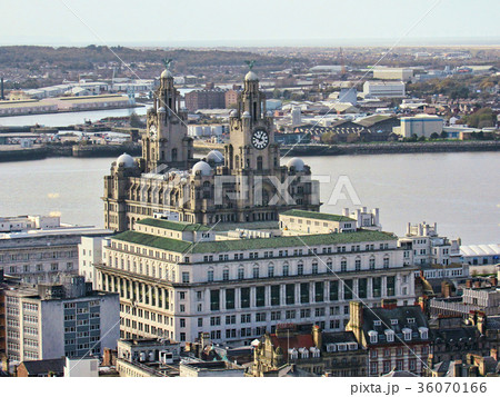 Clock tower and old architecture in liverpool city Clock tower and old architecture in liverpool city 36070166