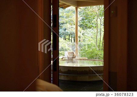 温泉旅行 36078323