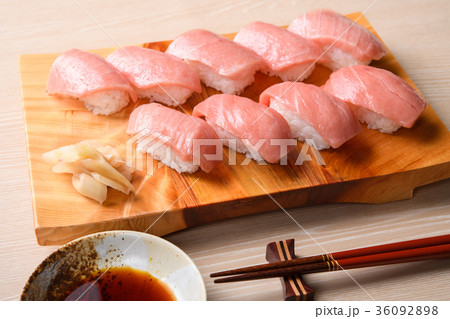 大とろ握り寿司 36092898