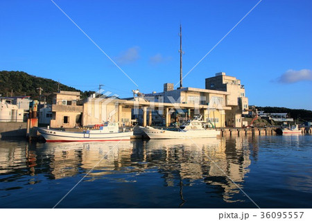 沖縄　与那国漁港 36095557