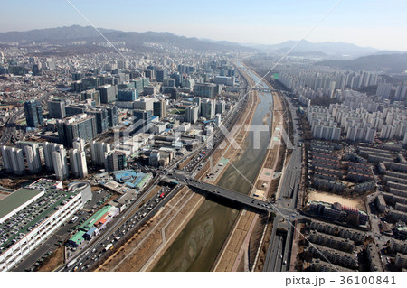 川 河 足 36100841