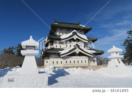 弘前城（弘前城雪灯籠まつり） 36101895