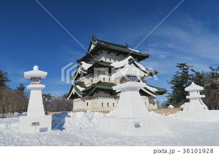 弘前城（弘前城雪灯籠まつり） 36101928