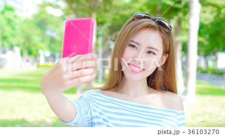 woman selfie happily woman selfie happily 36103270