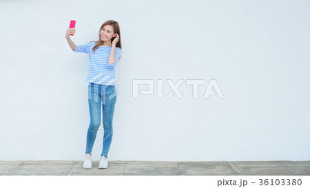 beauty woman selfie beauty woman selfie 36103380