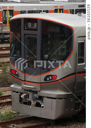 ［JR-O］大阪環状線323系電車（大阪市内環状運転） 36103529