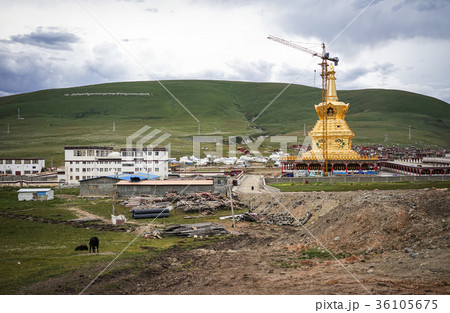 Yarchen Gar Monastery in Sichuan, China Yarchen Gar Monastery in Sichuan, China 36105675