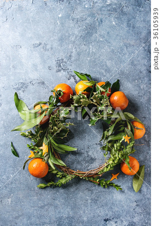 Christmas wreath with tangerines Christmas wreath with tangerines 36105939