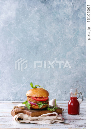 Homemade meat burger Homemade meat burger 36106005