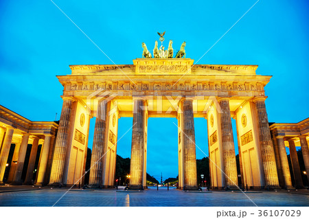 Brandenburg gate in Berlin, Germany 36107029