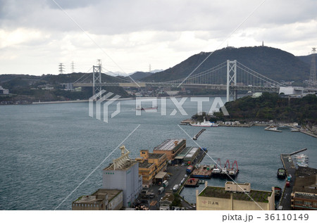 門司港レトロ展望室から関門橋 門司港レトロ展望室から関門橋 36110149