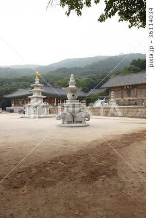 石塔 トップ タワー 36114034