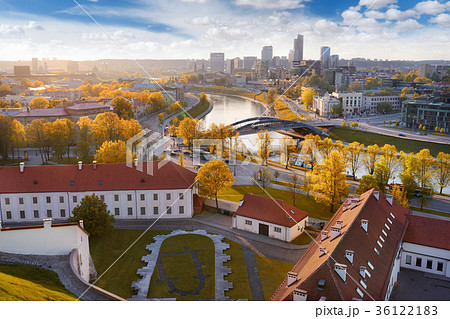 Beautiful autumn panorama of Vilnius old town Beautiful autumn panorama of Vilnius old town 36122183