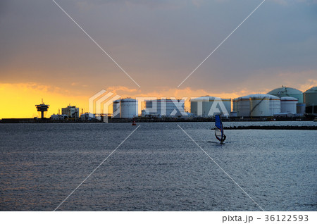 千葉港夕暮れ 千葉みなと ウインドサーフィン 千葉港夕暮れ 千葉みなと ウインドサーフィン 36122593