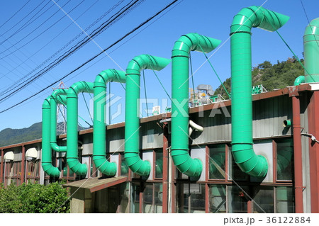 工場の排気筒 工場の排気筒 36122884