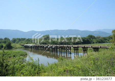 吉野川の潜水橋 36123077