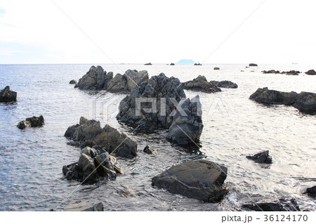松前町、折戸浜キャンプ場から見る小島 松前町、折戸浜キャンプ場から見る小島 36124170