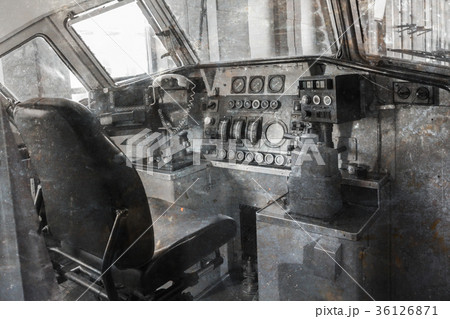 Vintage locomotive - Controling an old train 36126871