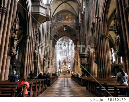 ドイツ フライブルク イム ブライスガウの大聖堂の写真素材