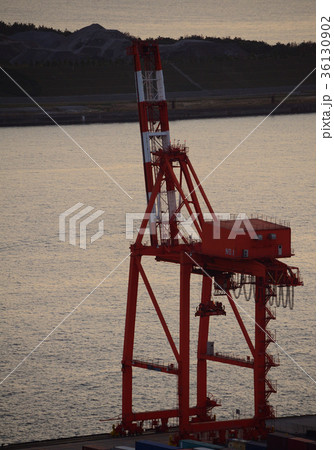 ガントリークレーン 36130902