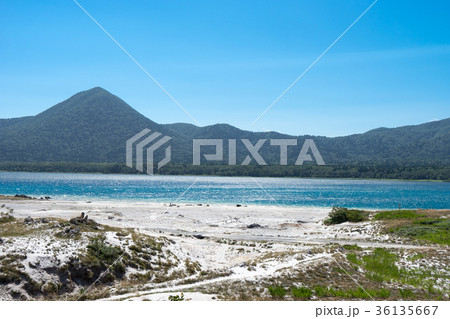 恐山霊場の極楽浜と釜臥山のイメージ 36135667