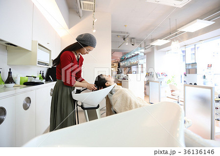 美容院 シャンプー 美容院 シャンプー 36136146