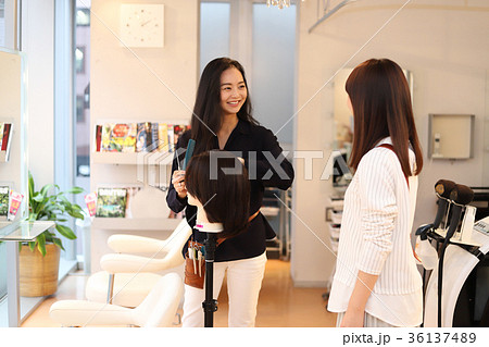 美容院　練習 36137489