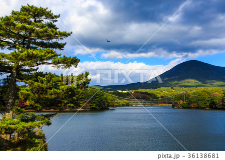 野岳湖の紅葉　長崎県大村市 36138681